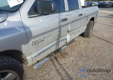 2005 Dodge Ram 1500 Slt/Laramie из США, поврежденный, VIN 1D7HA18N55J647426